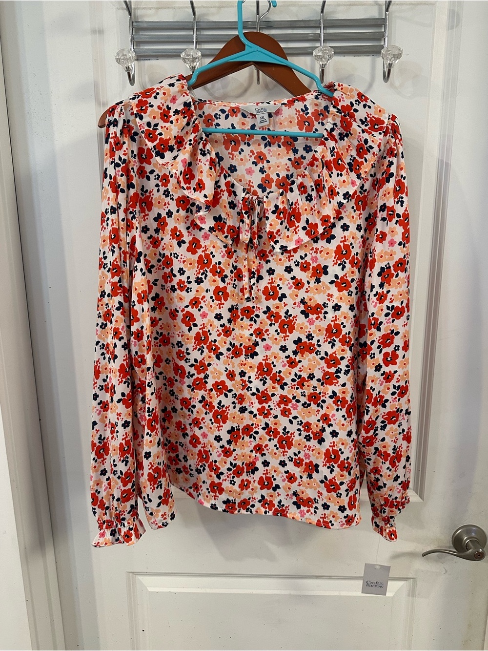 croft & barrow Floral Tie-Neck Blouse in White with Red & Navy Flower Print
